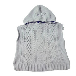 Gap Size 4 Hooded Sweater Vest - Cozy and stylish, knitted vest